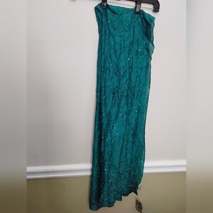 Oscar De la RENTA SILK SCARF NWT